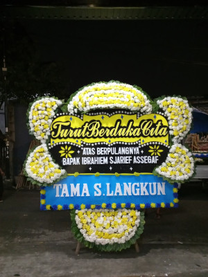 Papan Bunga Duka di Dadi Mulya