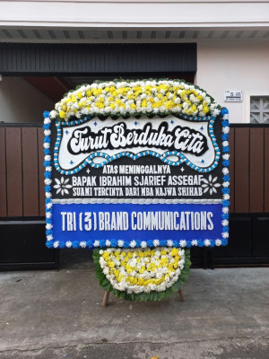 Papan Bunga Duka di Dadi Mulya